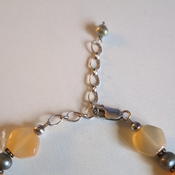 copy Agate Coral and Silver Bead Necklace - Picture 2 of 7